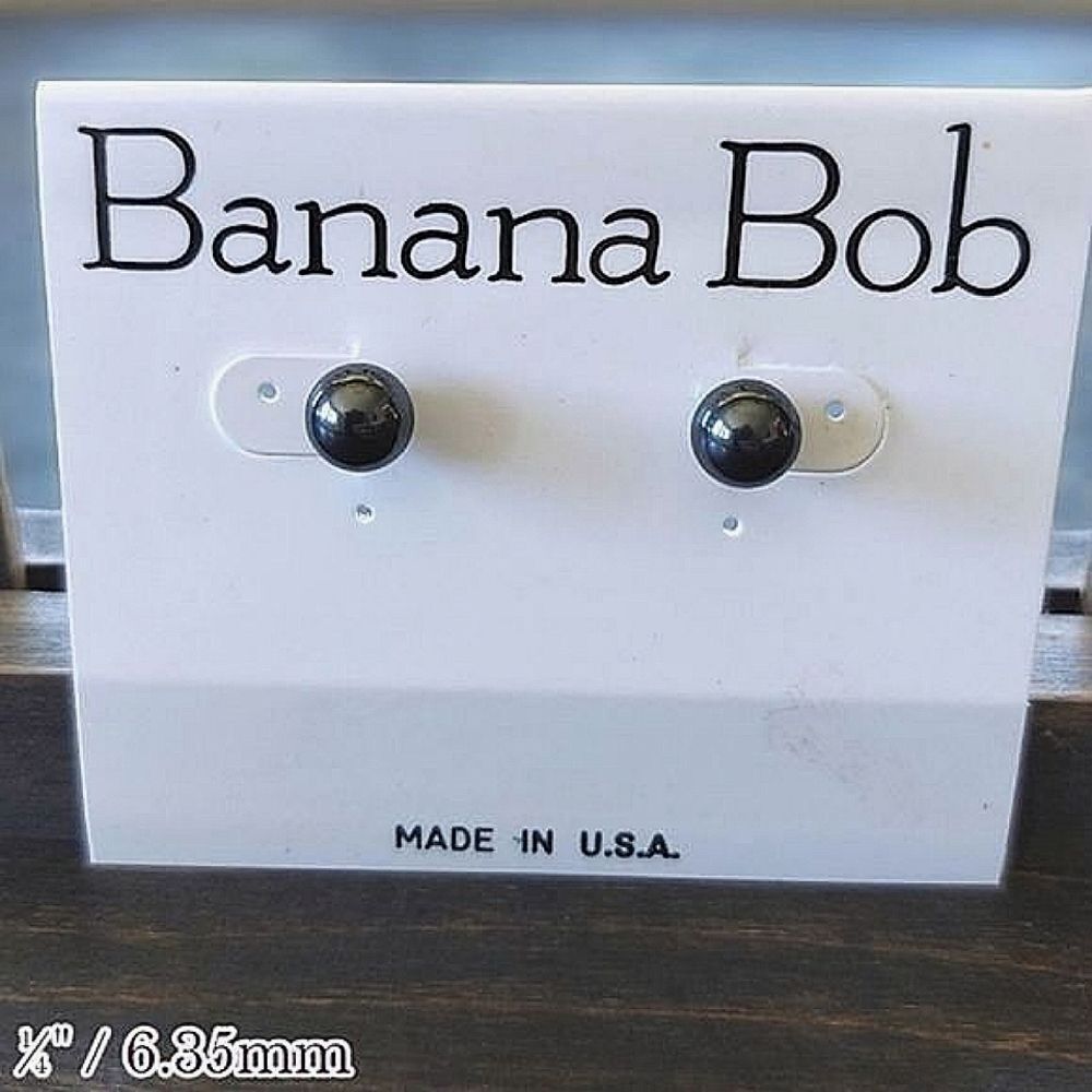 90s Deadstock Banana Bob faux black pearl studs